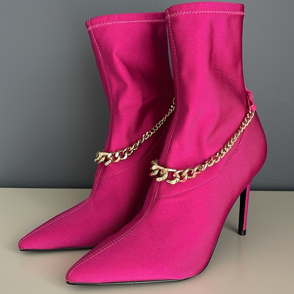 GUESS Womens Pink Chain Forsta Pointed Toe Stiletto Dress Boots size 7M - Picture 2 of 8